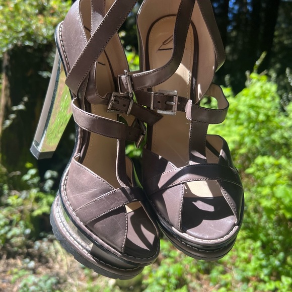 Brian Atwood Leather Lucite Platform Sandals Heels - Picture 5 of 12